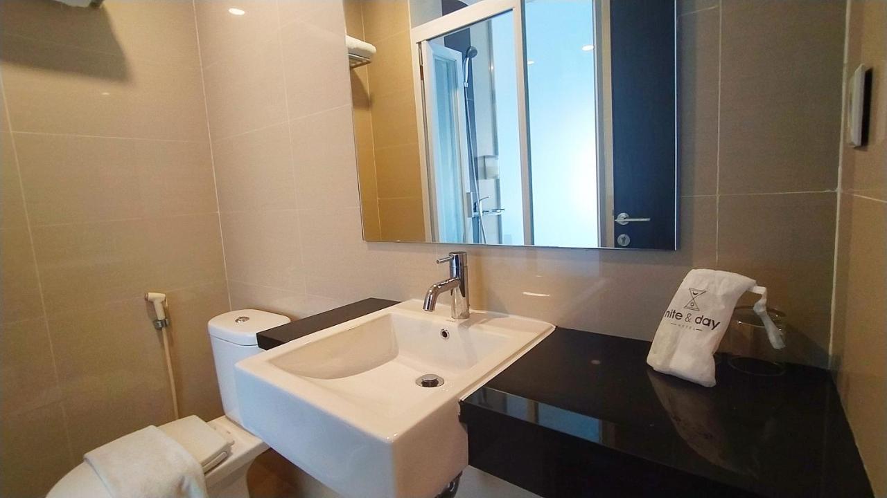 Nite & Day Jakarta - Mangga Besar Ngoại thất bức ảnh