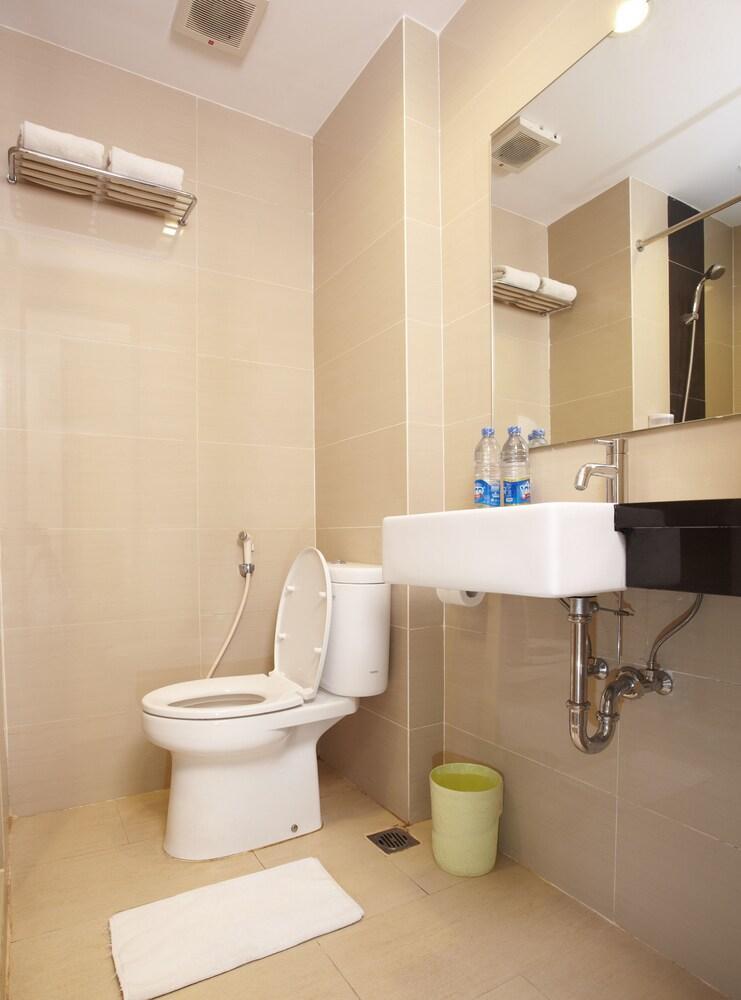 Nite & Day Jakarta - Mangga Besar Ngoại thất bức ảnh