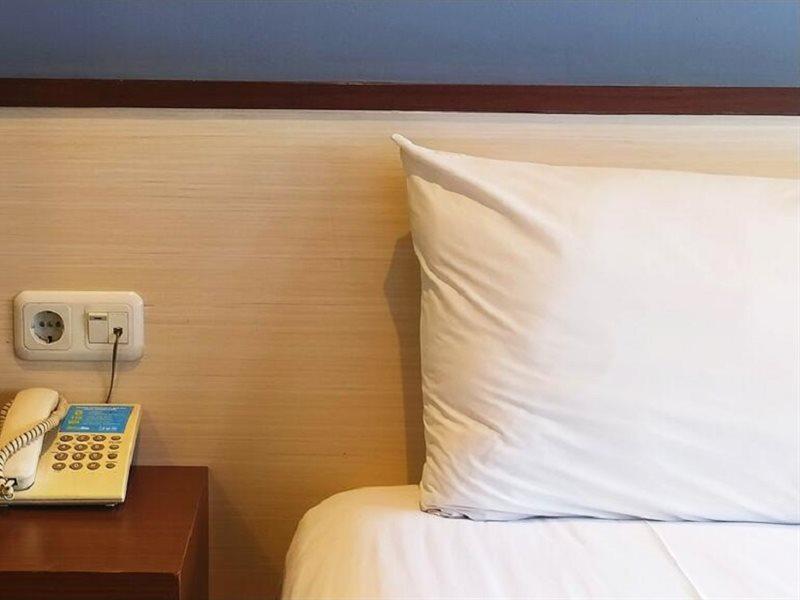 Nite & Day Jakarta - Mangga Besar Ngoại thất bức ảnh
