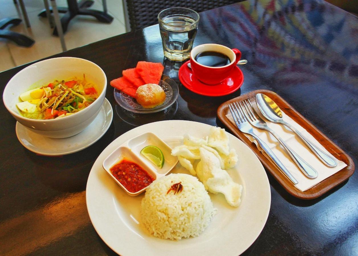 Nite & Day Jakarta - Mangga Besar Ngoại thất bức ảnh