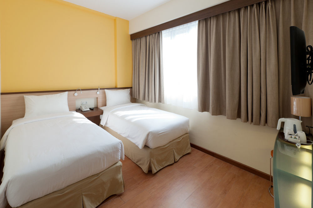 Nite & Day Jakarta - Mangga Besar Ngoại thất bức ảnh